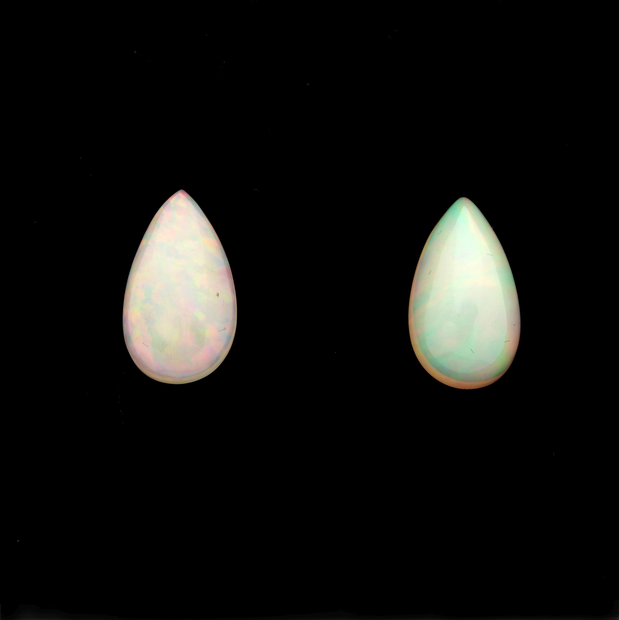 SUITE DE DEUX BRACELETS JONCS:  | H&ocirc;tel Des Ventes de Monte-Carlo