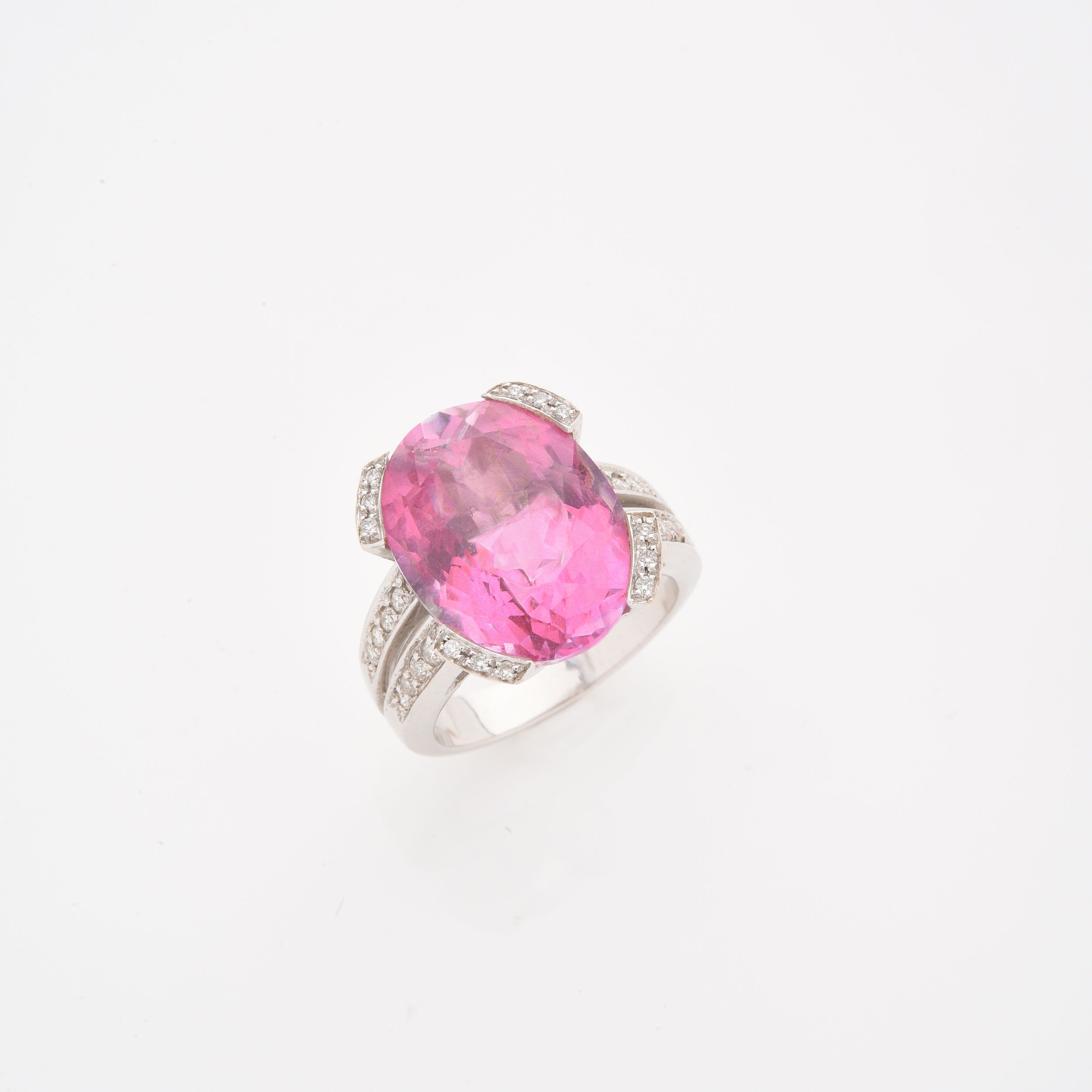 TANZANITE SOUS SCELLE:  | H&ocirc;tel Des Ventes de Monte-Carlo