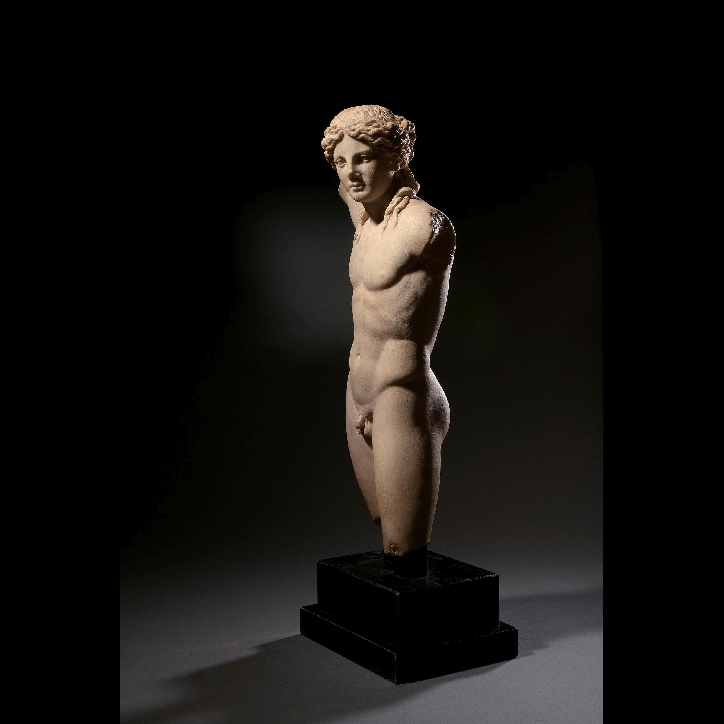 STATUE D'APOLLON LYKEIOS:  | H&ocirc;tel Des Ventes de Monte-Carlo