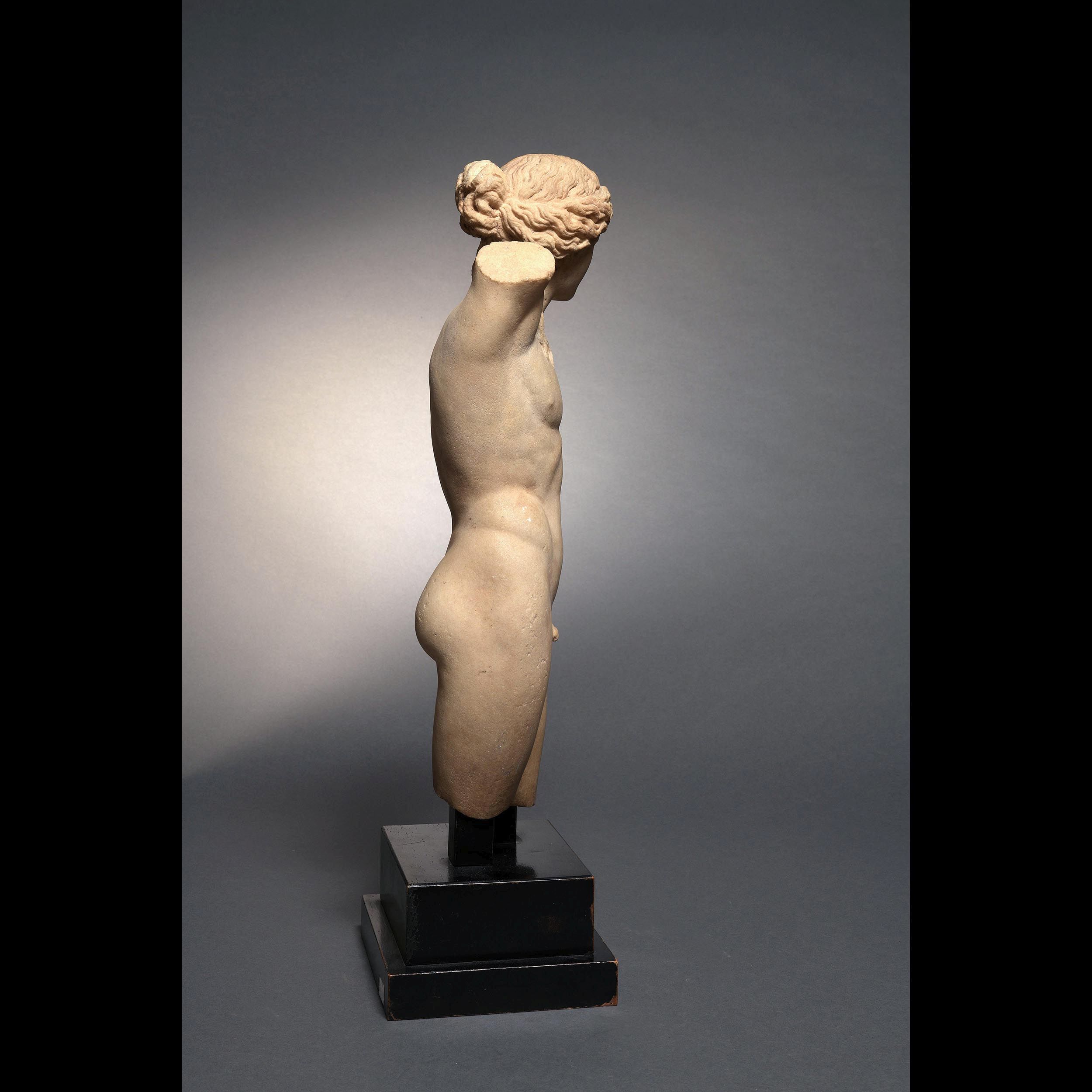 STATUE D'APOLLON LYKEIOS:  | H&ocirc;tel Des Ventes de Monte-Carlo