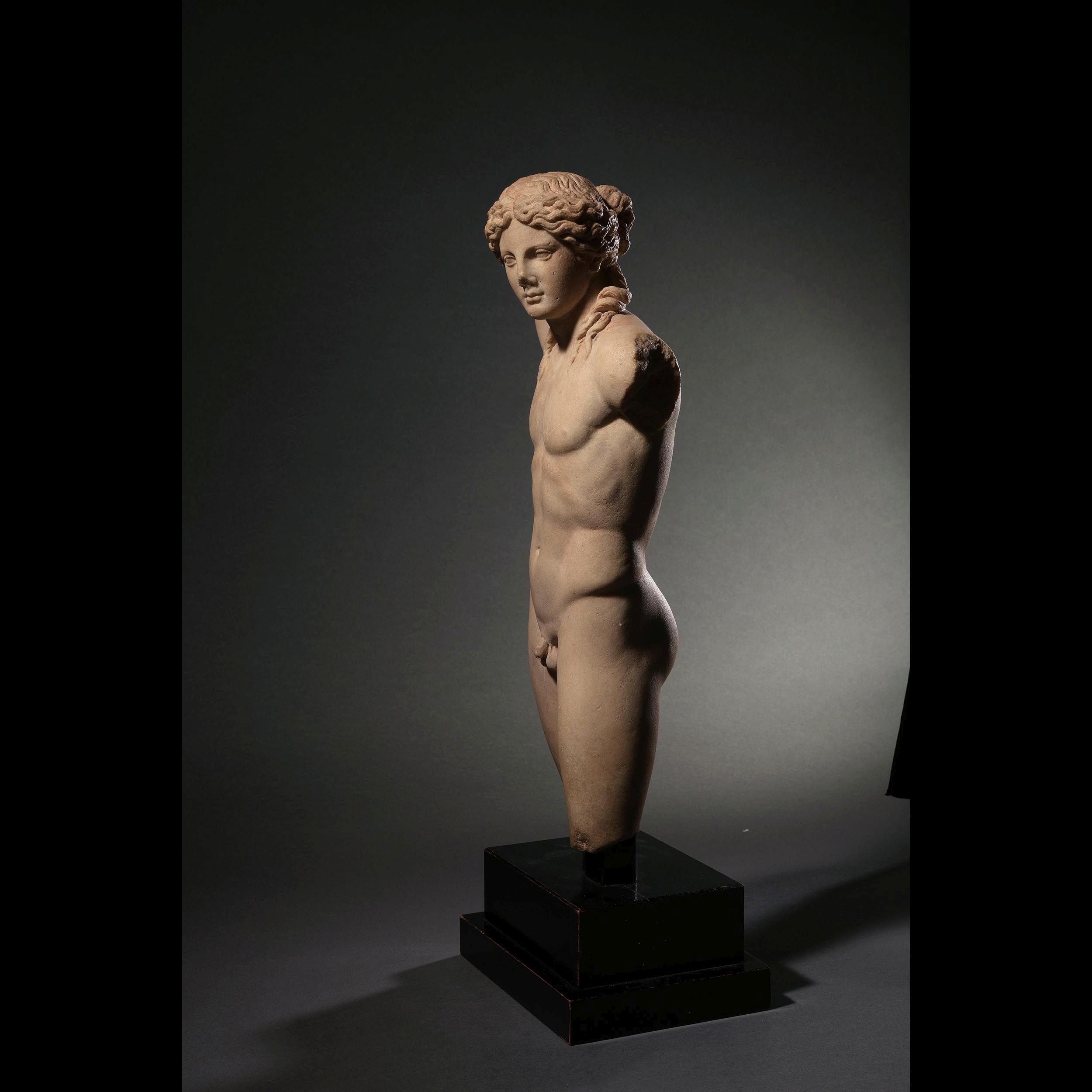 STATUE D'APOLLON LYKEIOS:  | H&ocirc;tel Des Ventes de Monte-Carlo