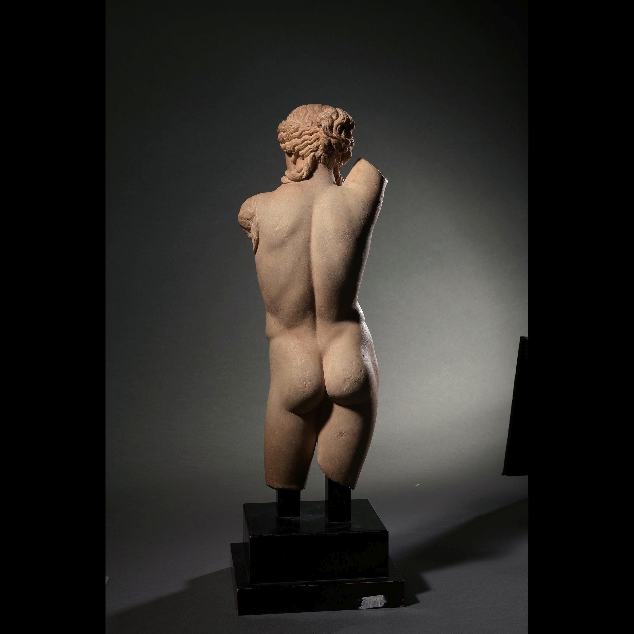 STATUE D'APOLLON LYKEIOS:  | H&ocirc;tel Des Ventes de Monte-Carlo