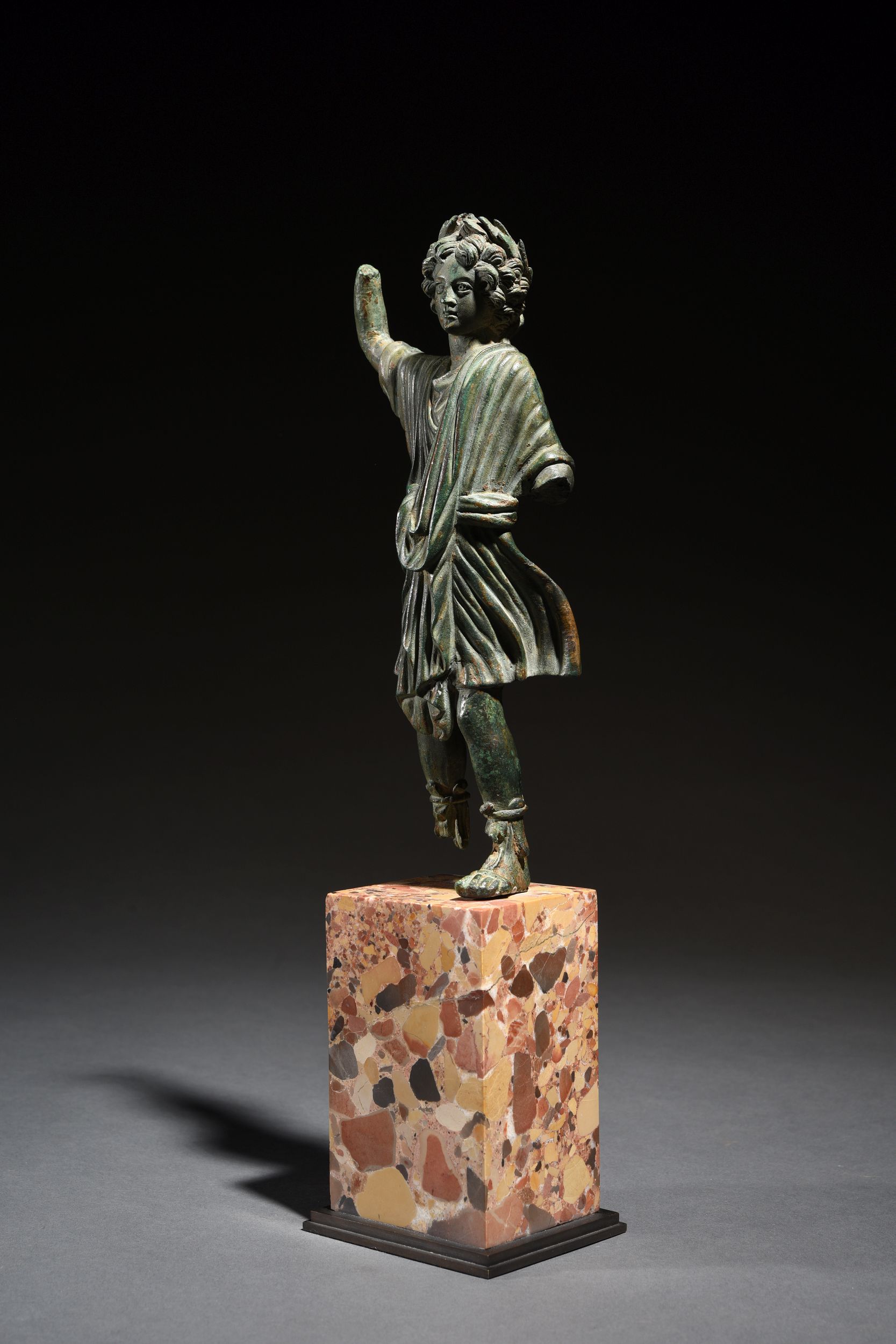 STATUETTE DE DIEU LARE:  | H&ocirc;tel Des Ventes de Monte-Carlo