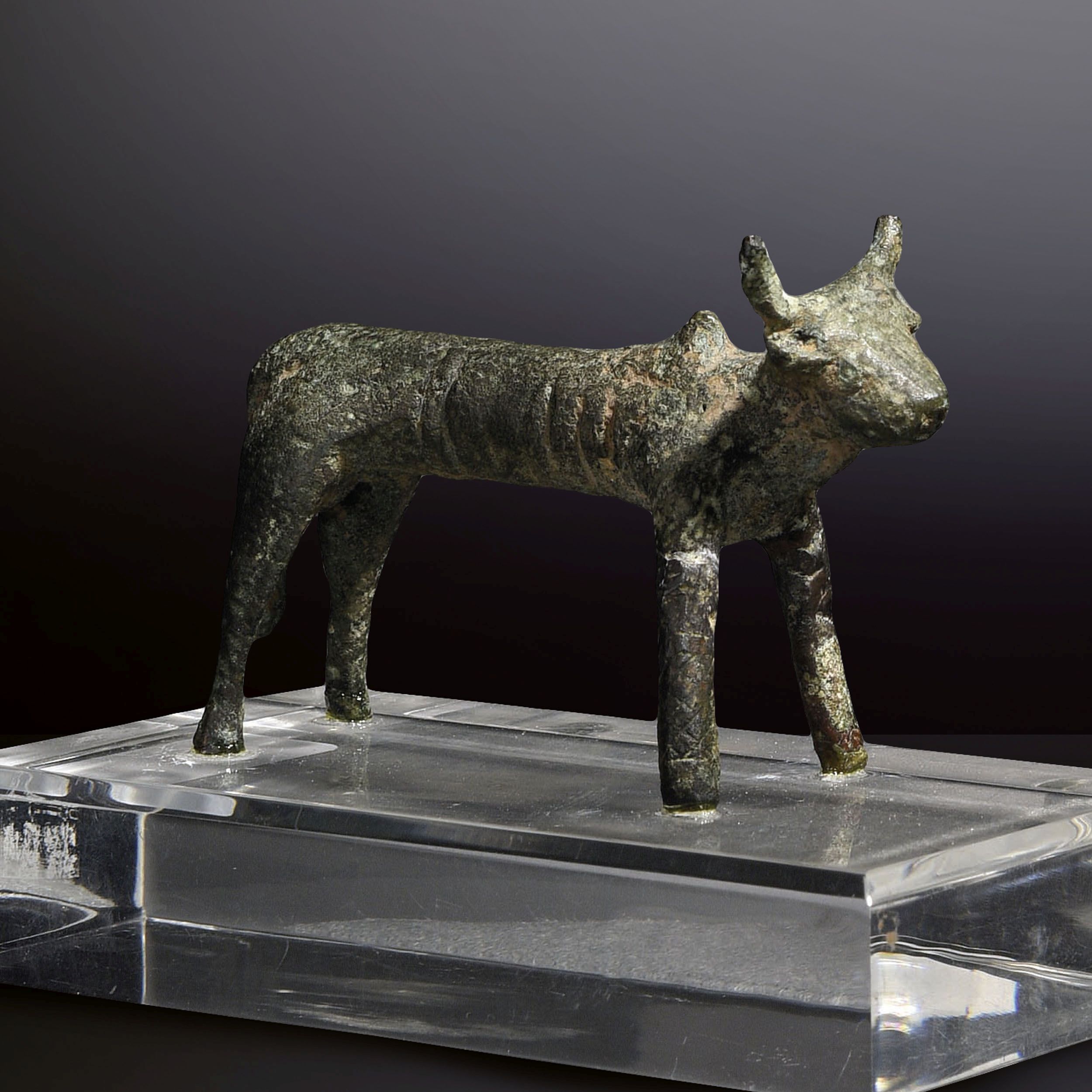 STATUETTE DE ZÉBU