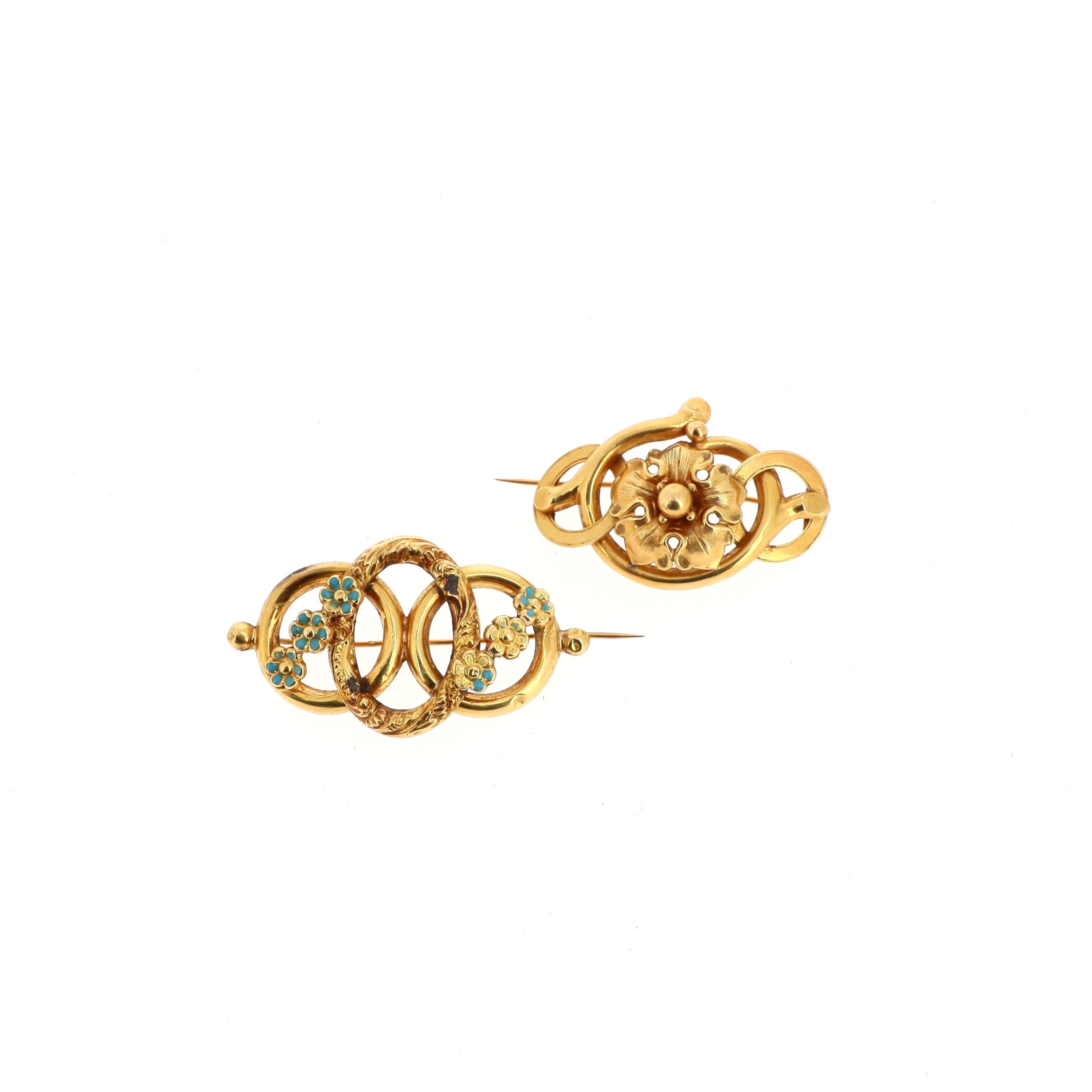 SUITE DE DEUX BROCHES