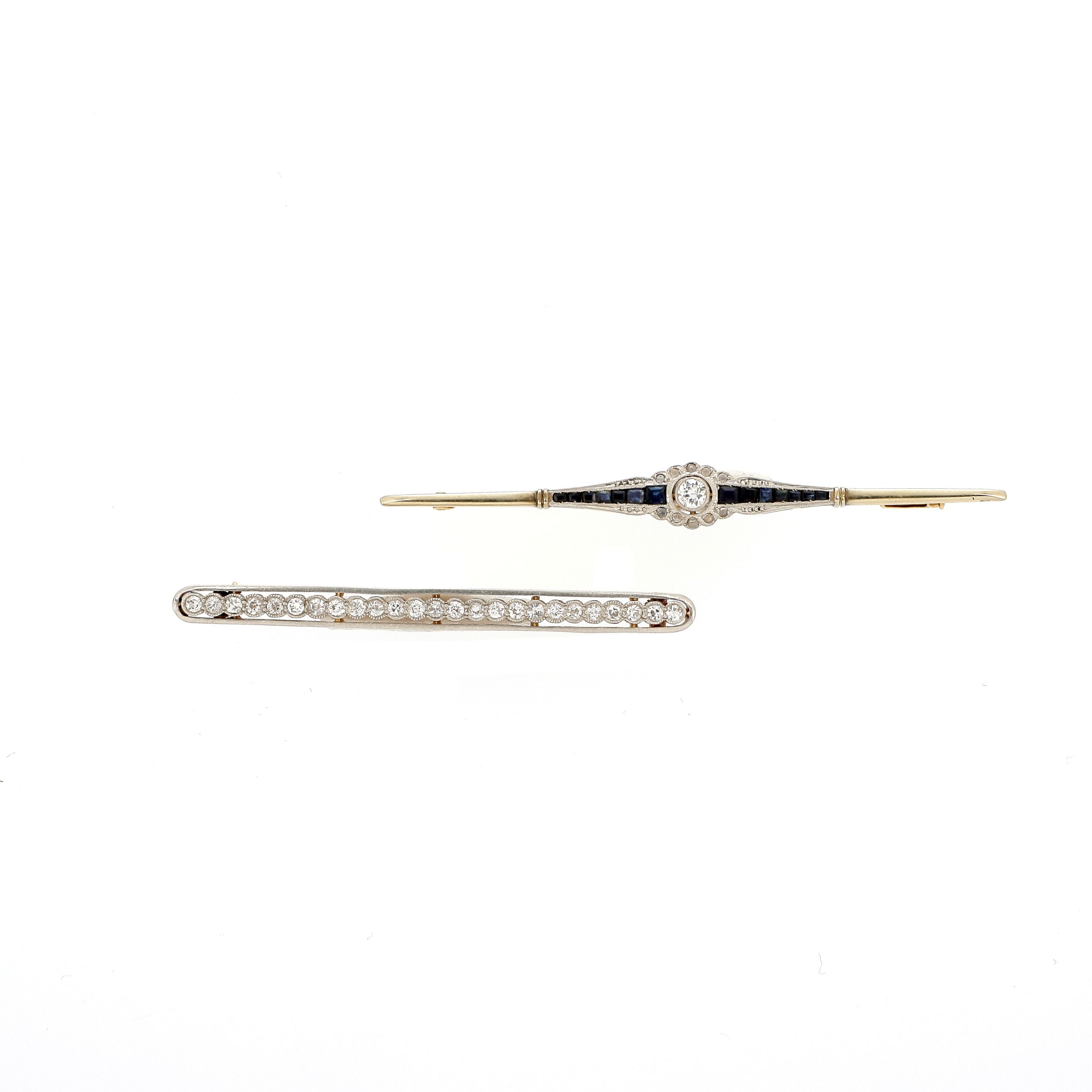 SUITE DE DEUX BROCHES BARRETTES