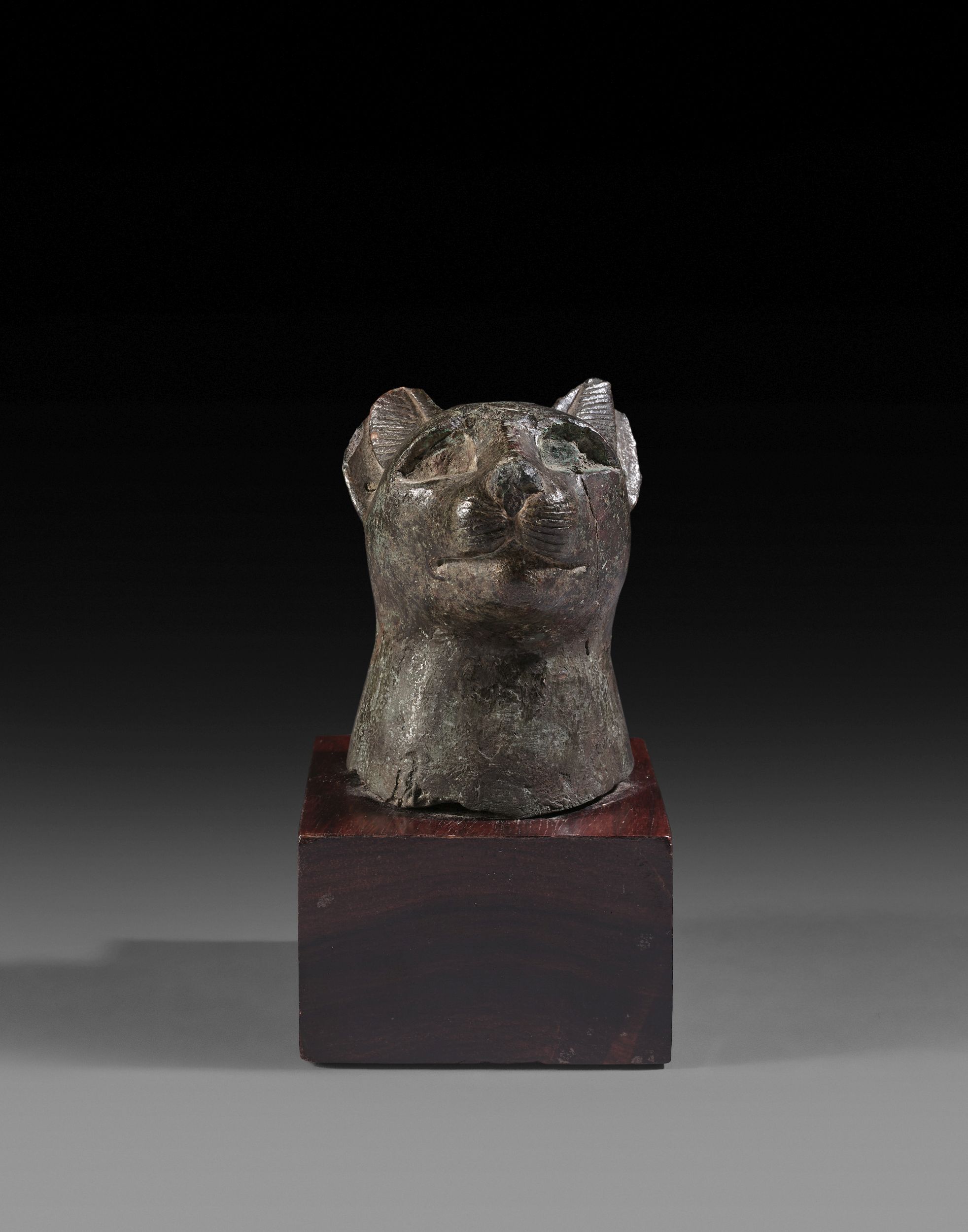 TÊTE DE BASTET