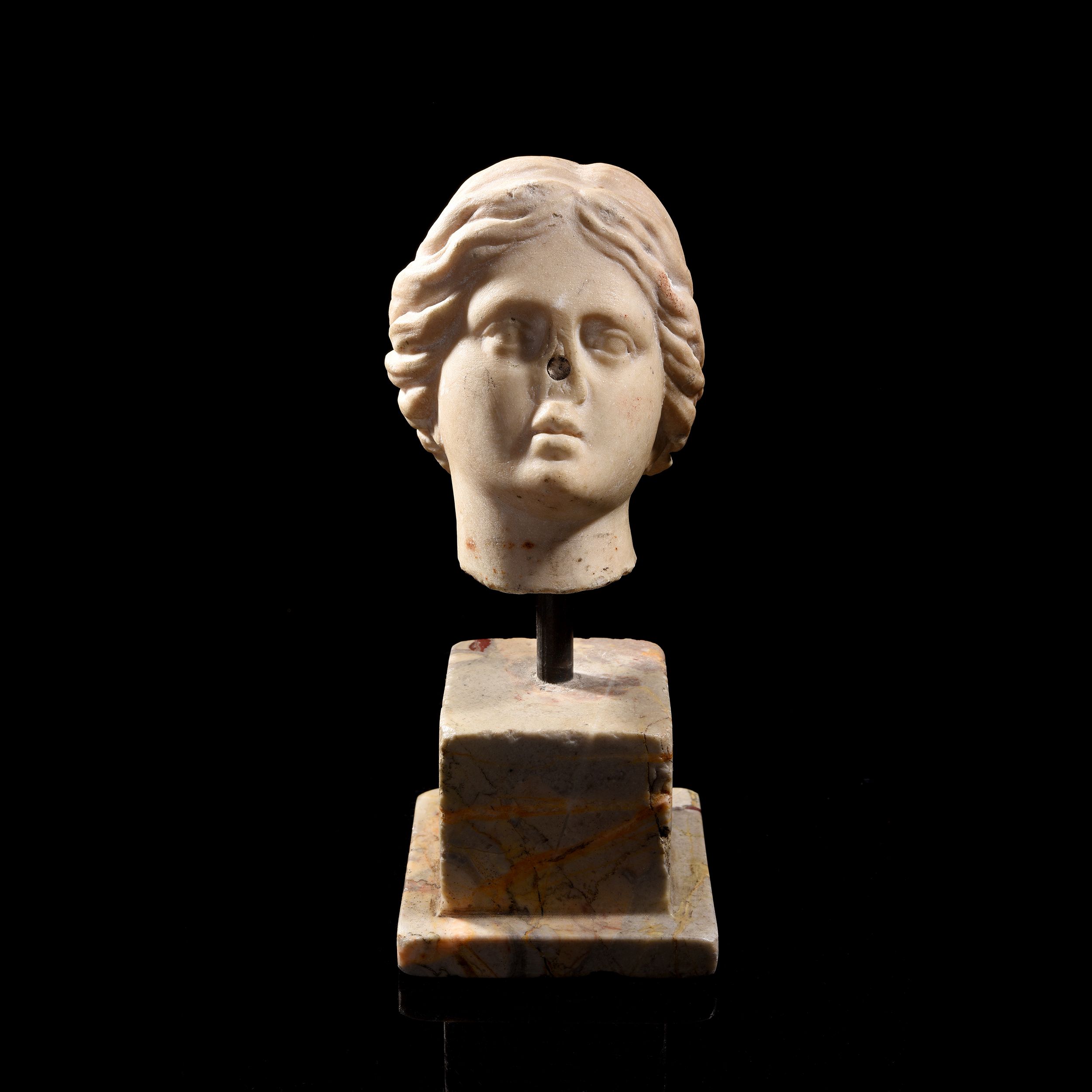 *VASE COSMETIQUE:  | H&ocirc;tel Des Ventes de Monte-Carlo