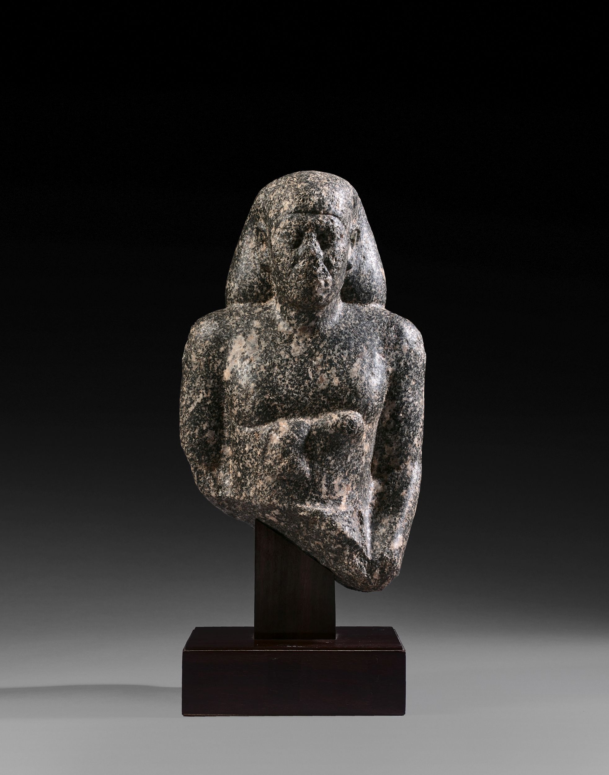 TORSE DE DIGNITAIRE