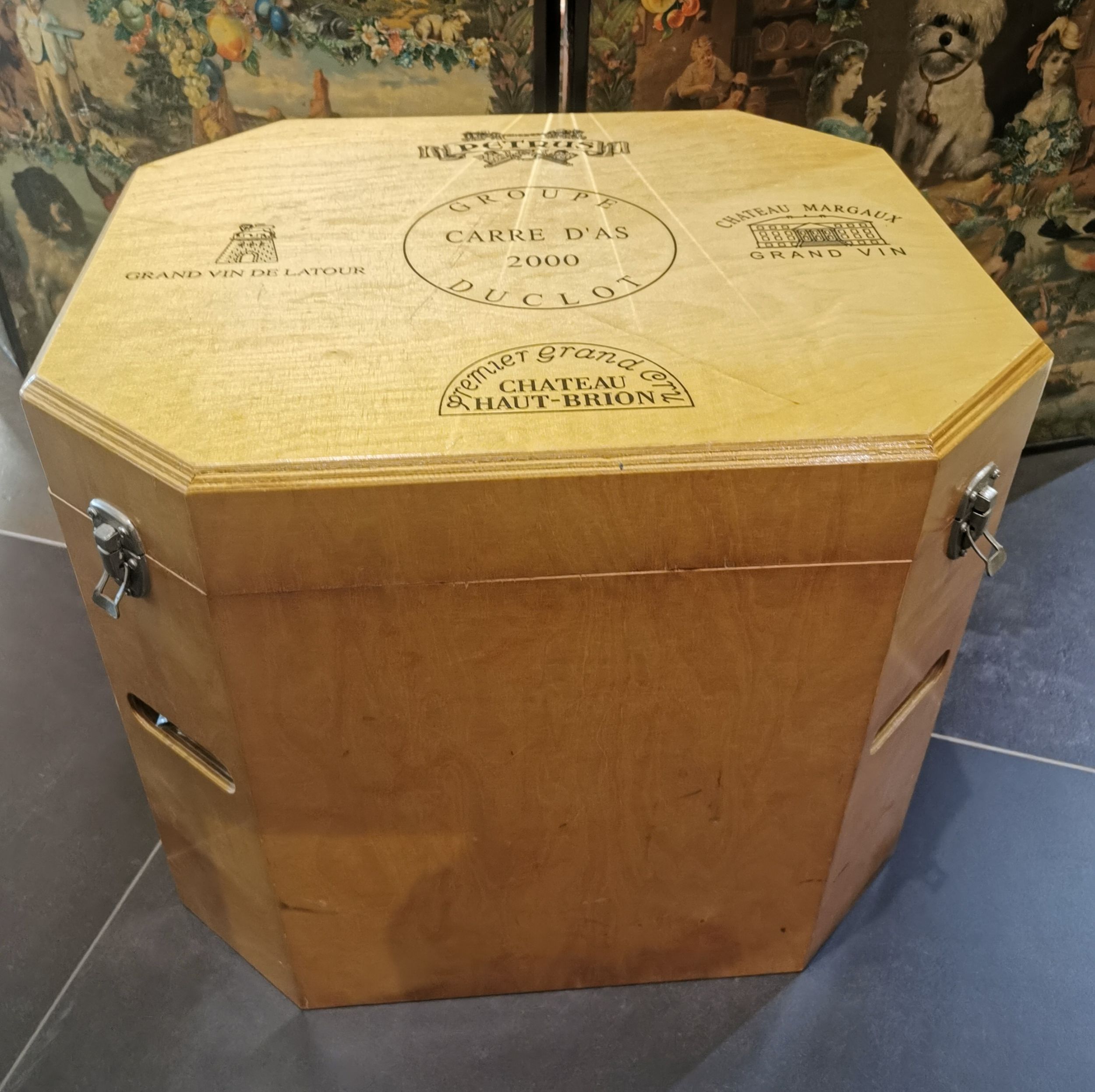 3 bouteilles  POMMARD :  | H&ocirc;tel Des Ventes de Monte-Carlo