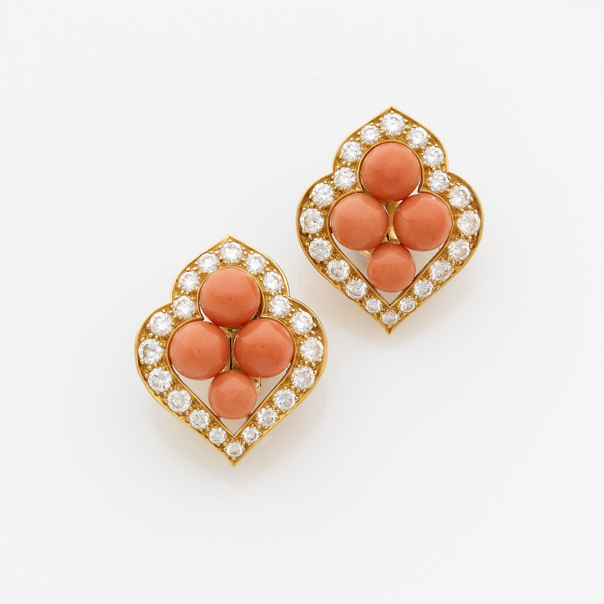 BROCHE RONDE:  | H&ocirc;tel Des Ventes de Monte-Carlo