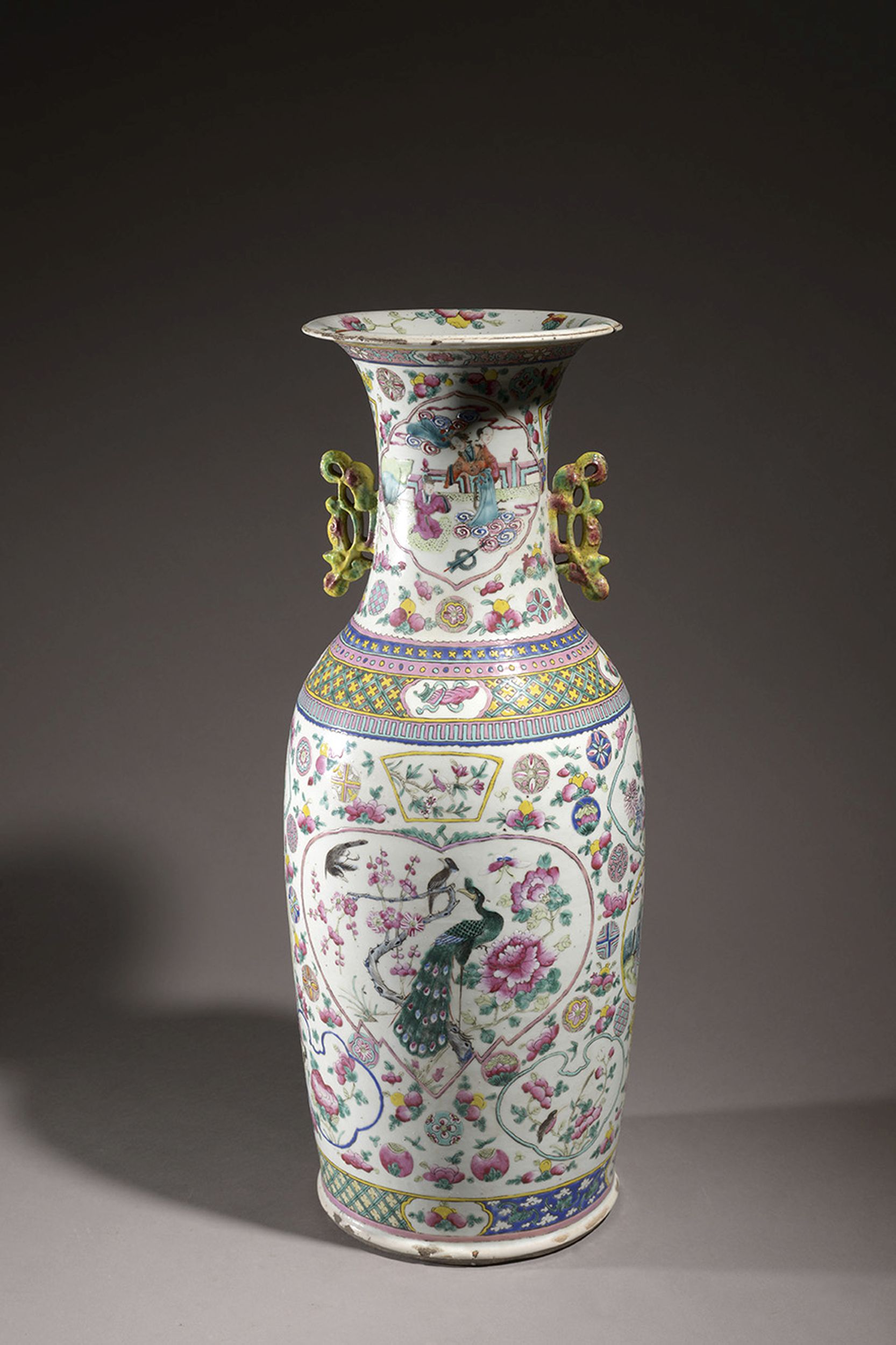 PETIT VASE PANSU ZOOMORPHE :  | H&ocirc;tel Des Ventes de Monte-Carlo