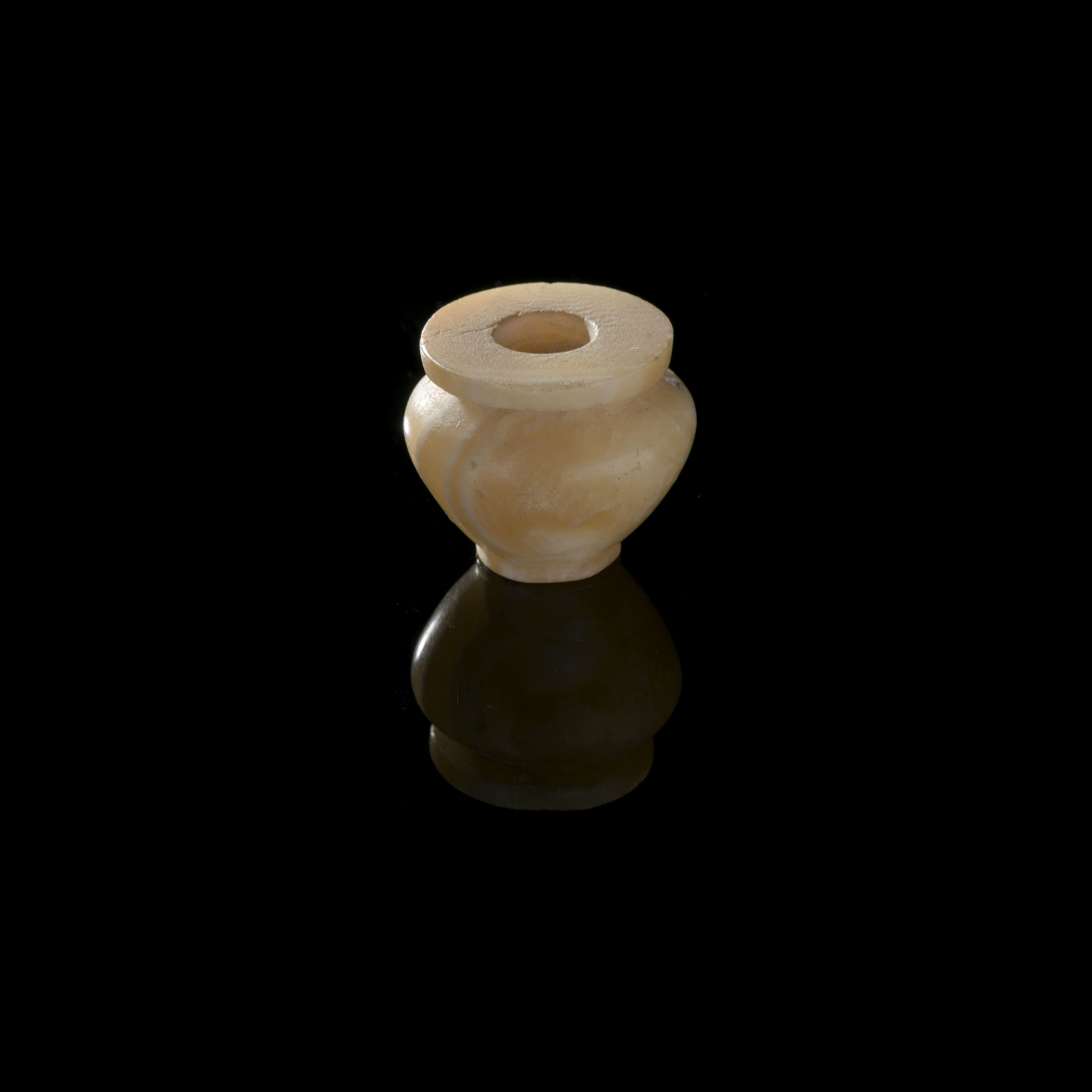 *VASE COSMETIQUE:  | H&ocirc;tel Des Ventes de Monte-Carlo