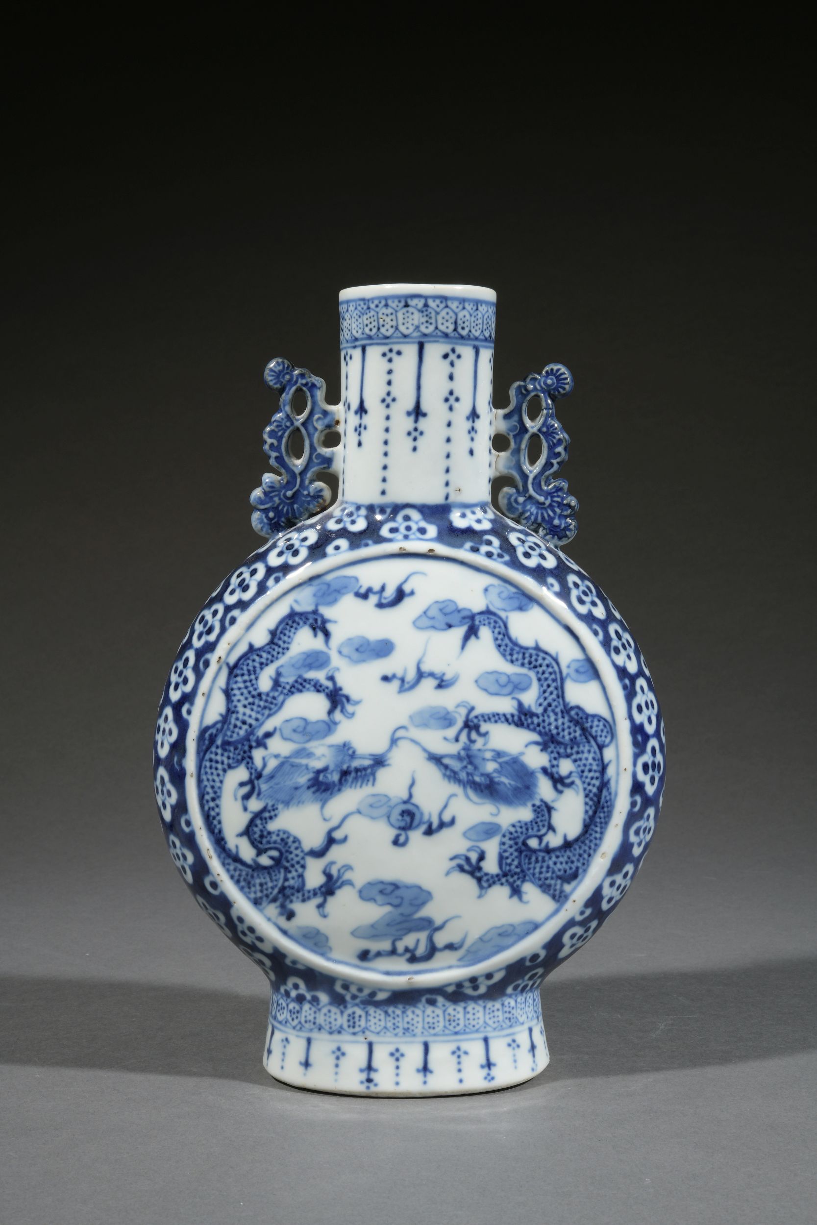 PETIT VASE PANSU ZOOMORPHE :  | H&ocirc;tel Des Ventes de Monte-Carlo